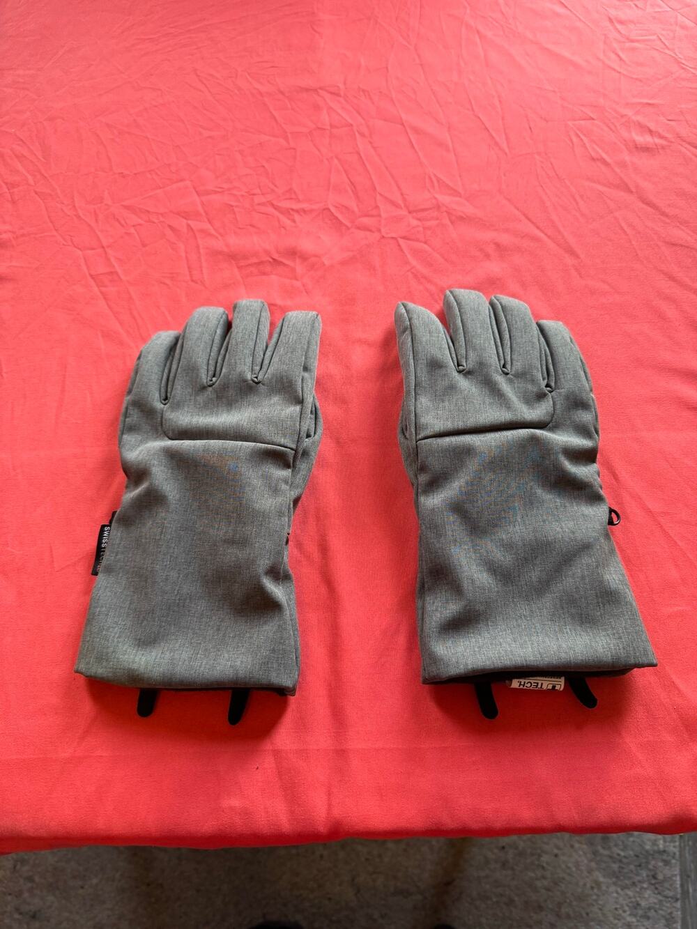 Swiss Tech Performance Gear Men's Gray Softshell Gloves L/XL